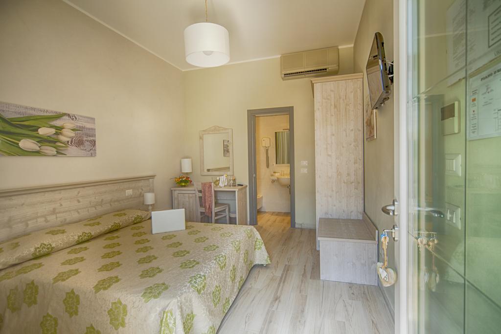 Il Lido Aparthotel Giannella Buitenkant foto